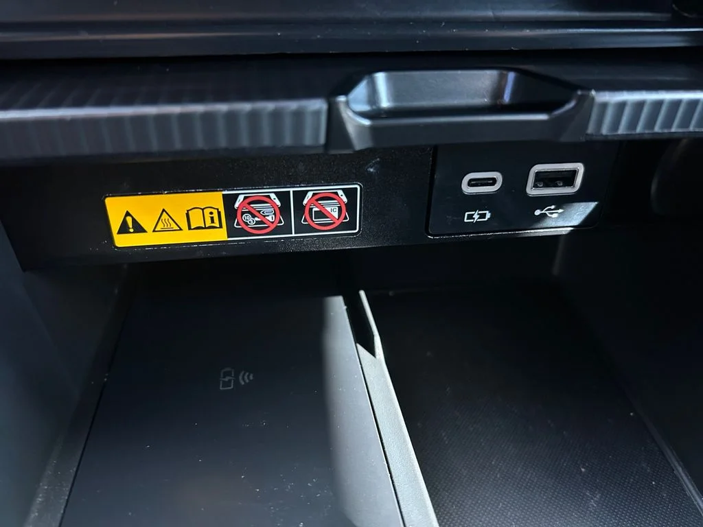 Used 2024 Black Lexus 500h F SPORT Performance image 30