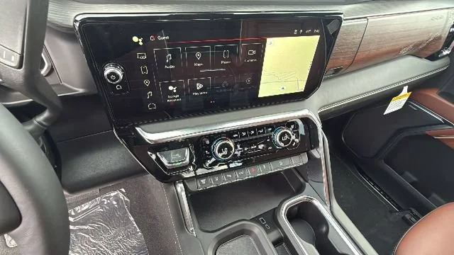 2026 GMC Sierra 2500HD Denali Ultimate - Photo 15