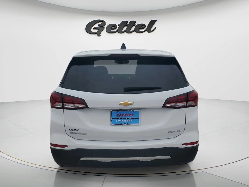 Used 2024 Summit White Chevrolet LT image 6
