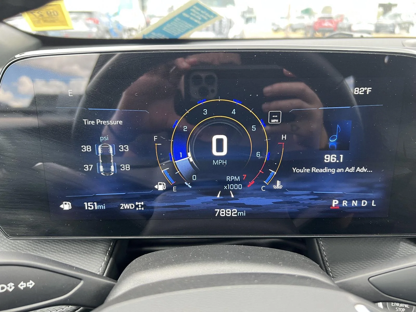 Used 2025 Summit White Chevrolet LT image 18