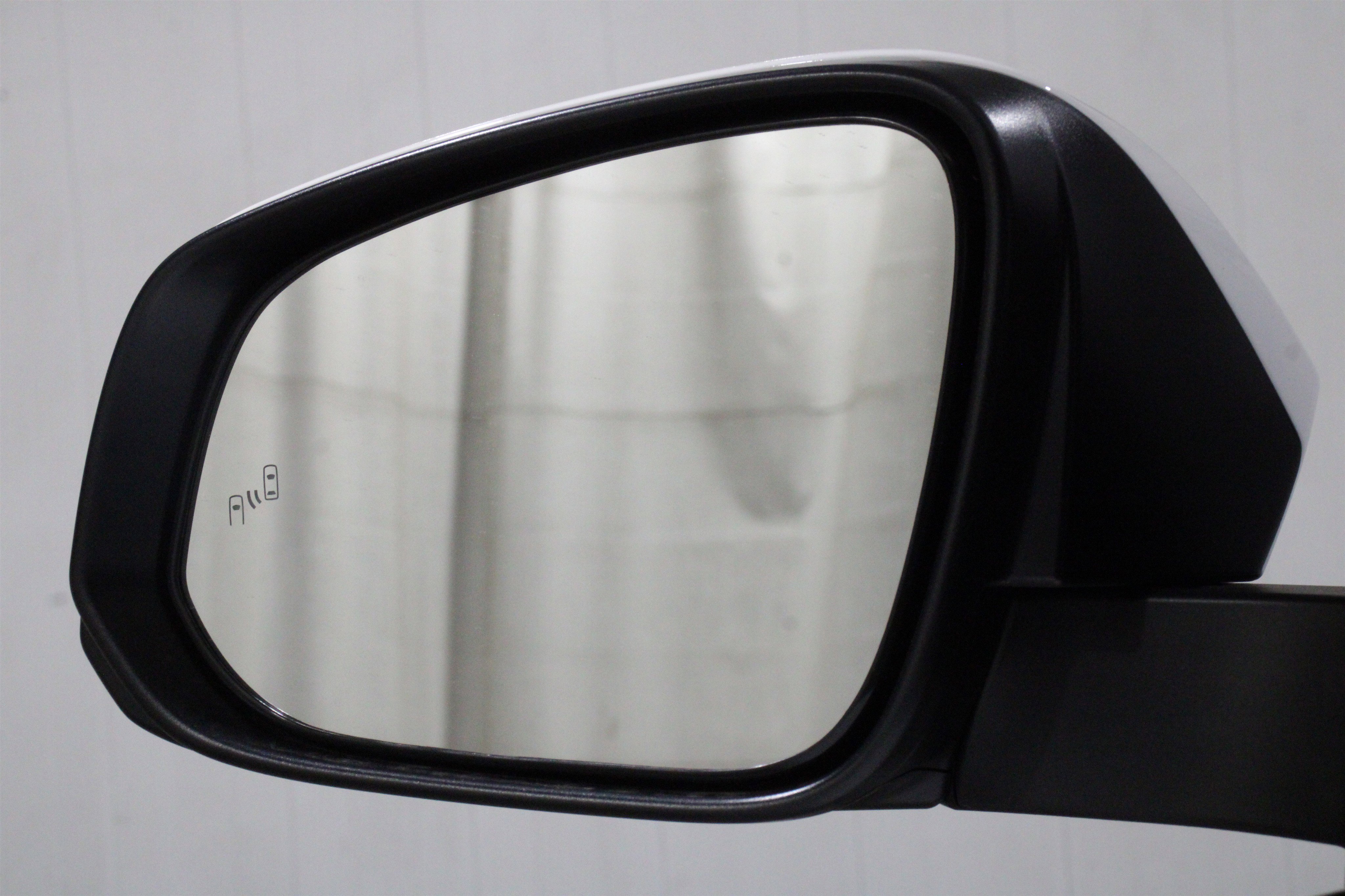 2026 Toyota Tacoma SR5 - Photo 13
