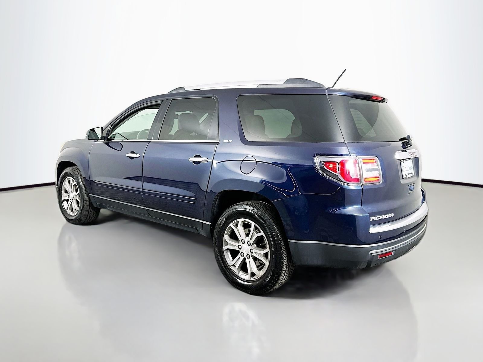Used 2015 Dark Sapphire Blue Metallic GMC SLT-1 image 5