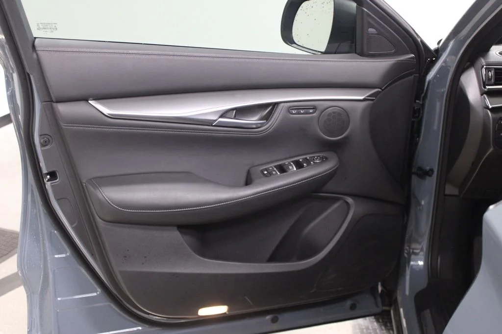 Certified Used 2025 Slate Gray INFINITI LUXE image 11