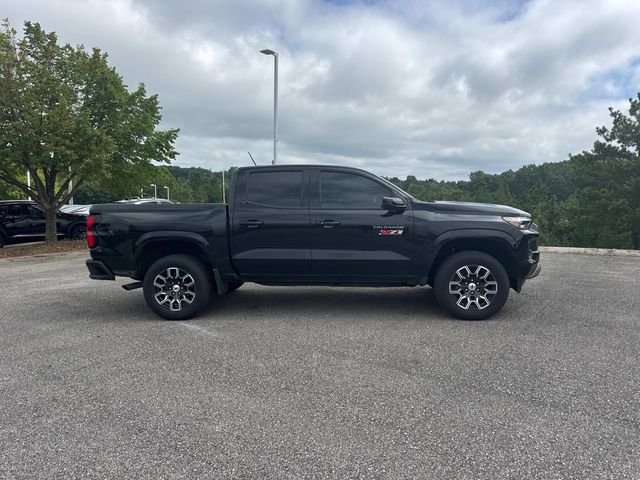 Used 2023 Black Chevrolet Z71 image 3