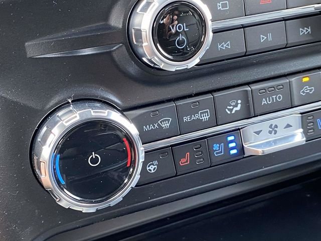 New 2026 Glacier Gray Metallic Tri-Coat Ford Lariat image 13