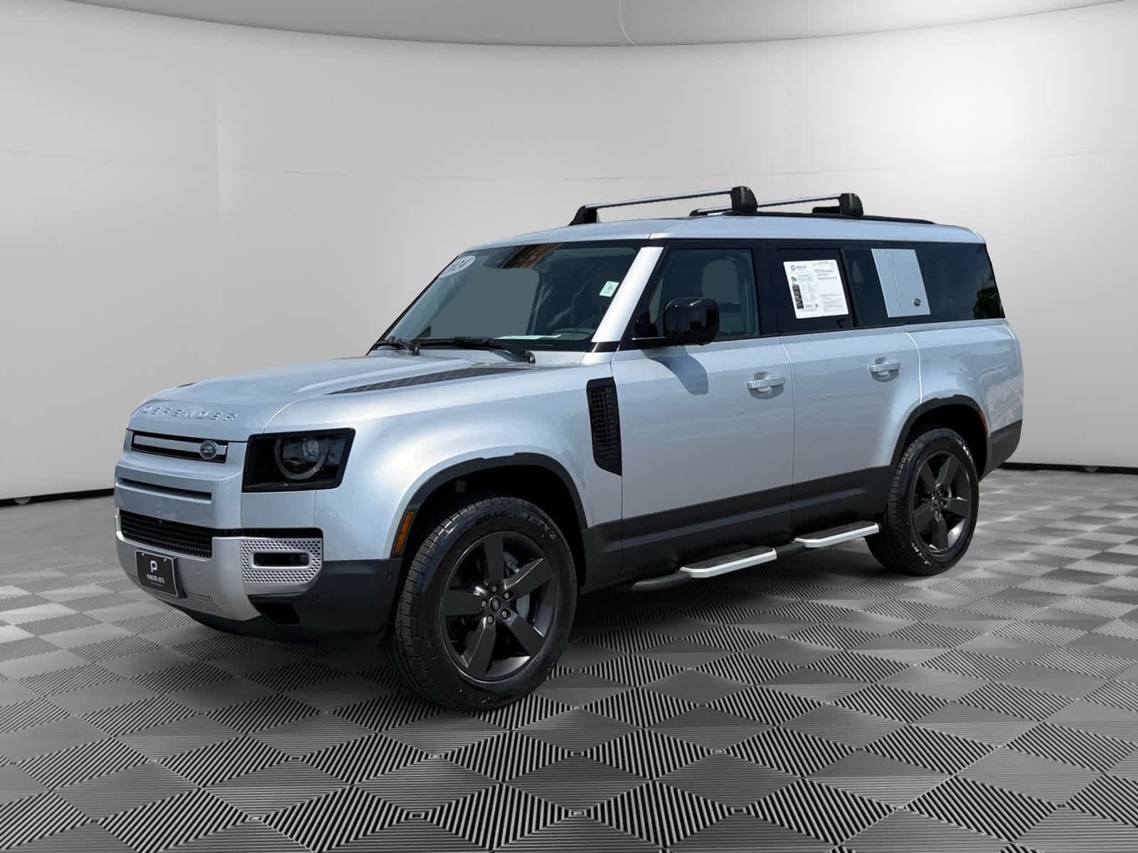 2024 Land Rover Defender 130 S P300's photo