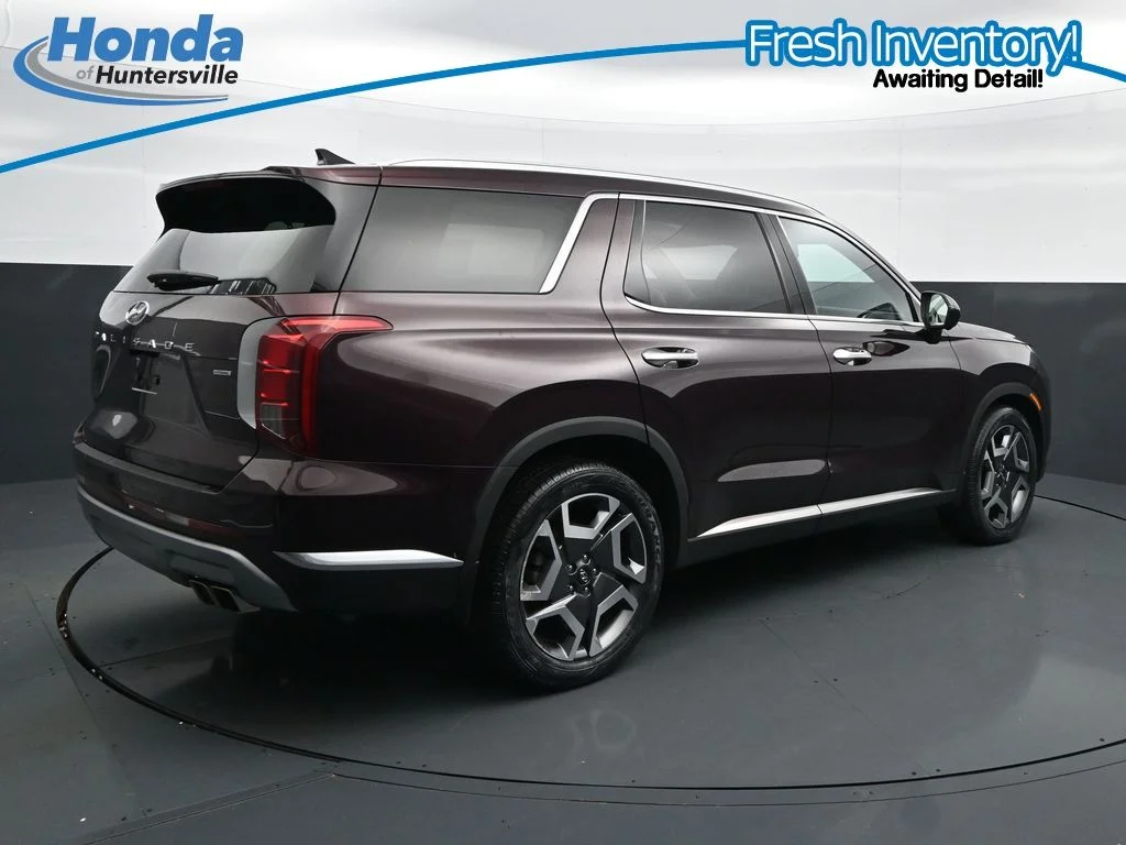 Used 2023 Burgundy Hyundai Limited image 10