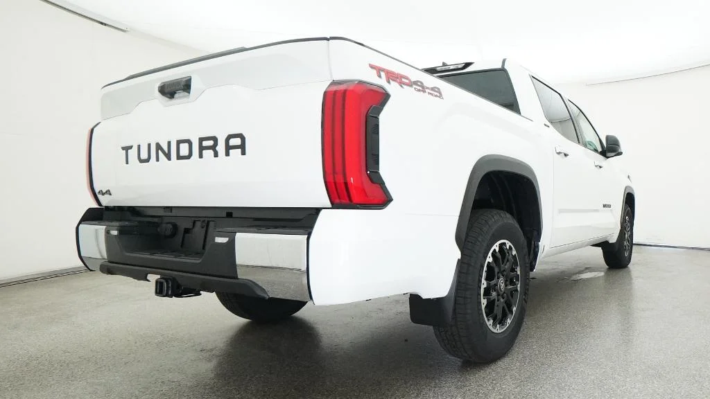 New 2026 Ice Cap Toyota SR5 image 11