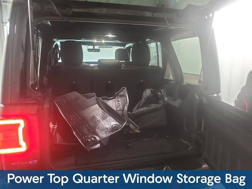 Used 2023 Black Jeep  image 13