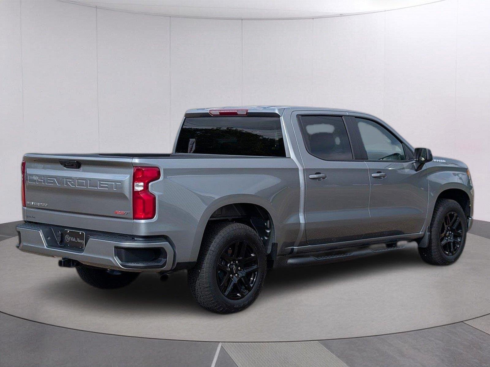 Used 2026 Sterling Gray Metallic Chevrolet RST image 5