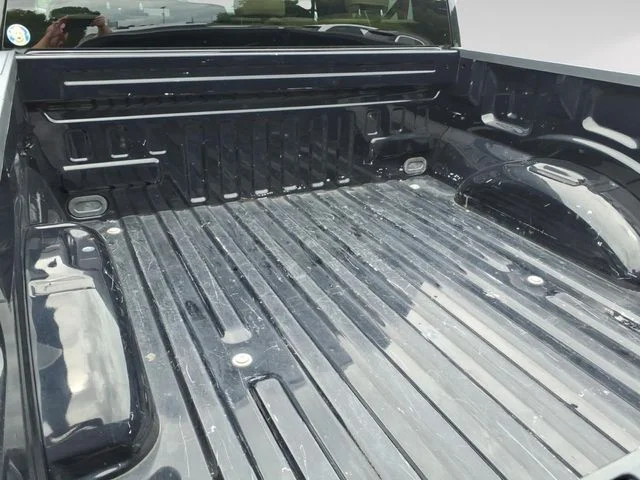 Used 2023 Black Ford XLT image 11