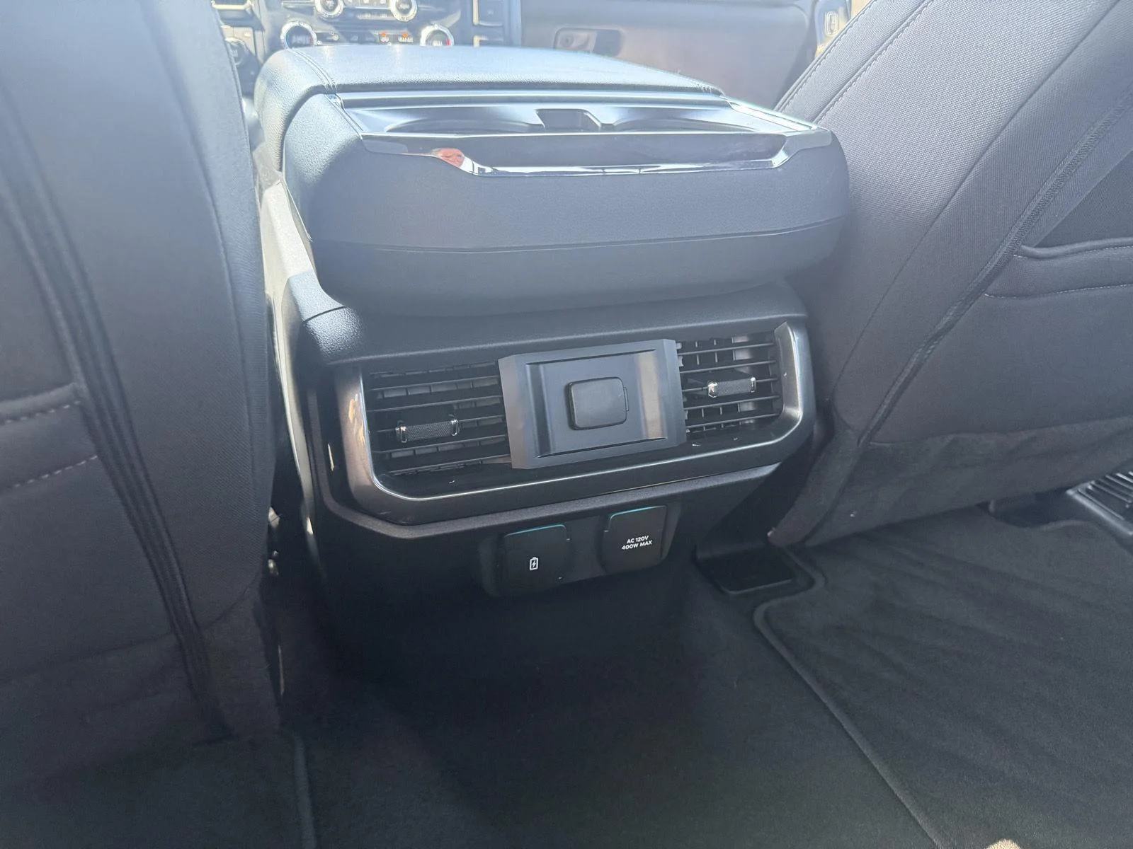 Used 2023 Agate Black Ford XLT image 9