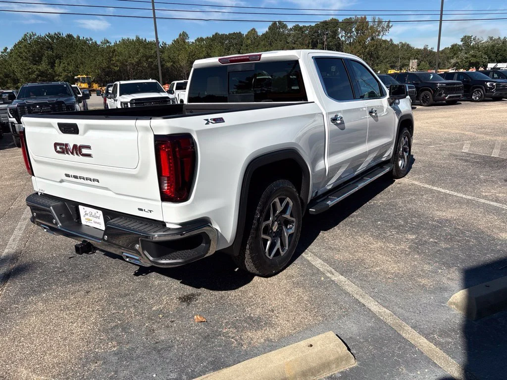 New 2026 Summit White GMC SLT image 5