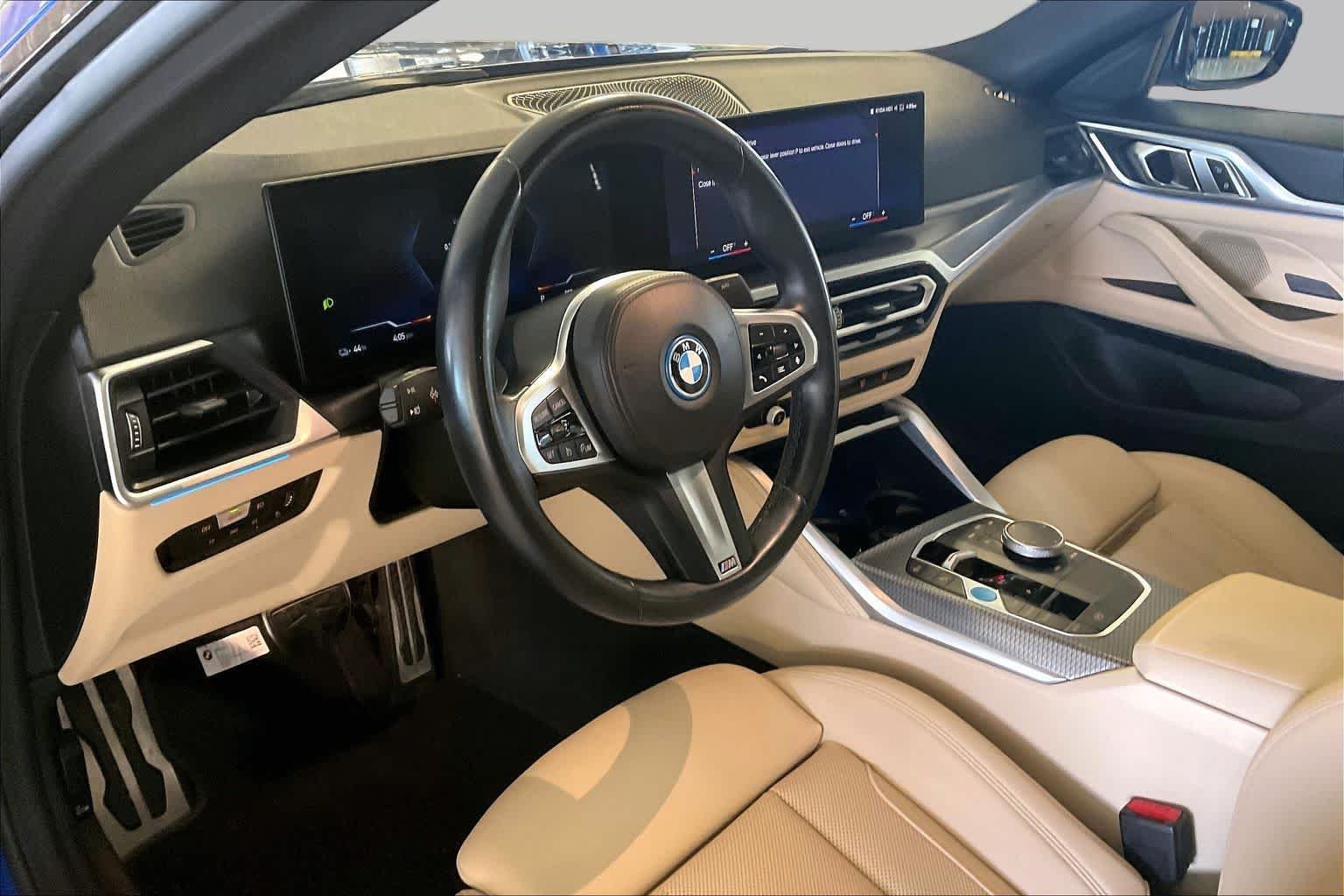 Used 2023 Portimao Blue Metallic BMW eDrive40 image 16
