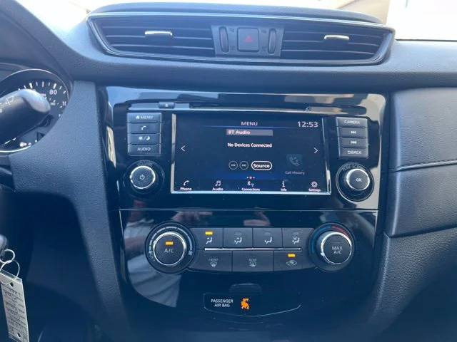 Used 2019 Magnetic Black Pearl Nissan S image 15