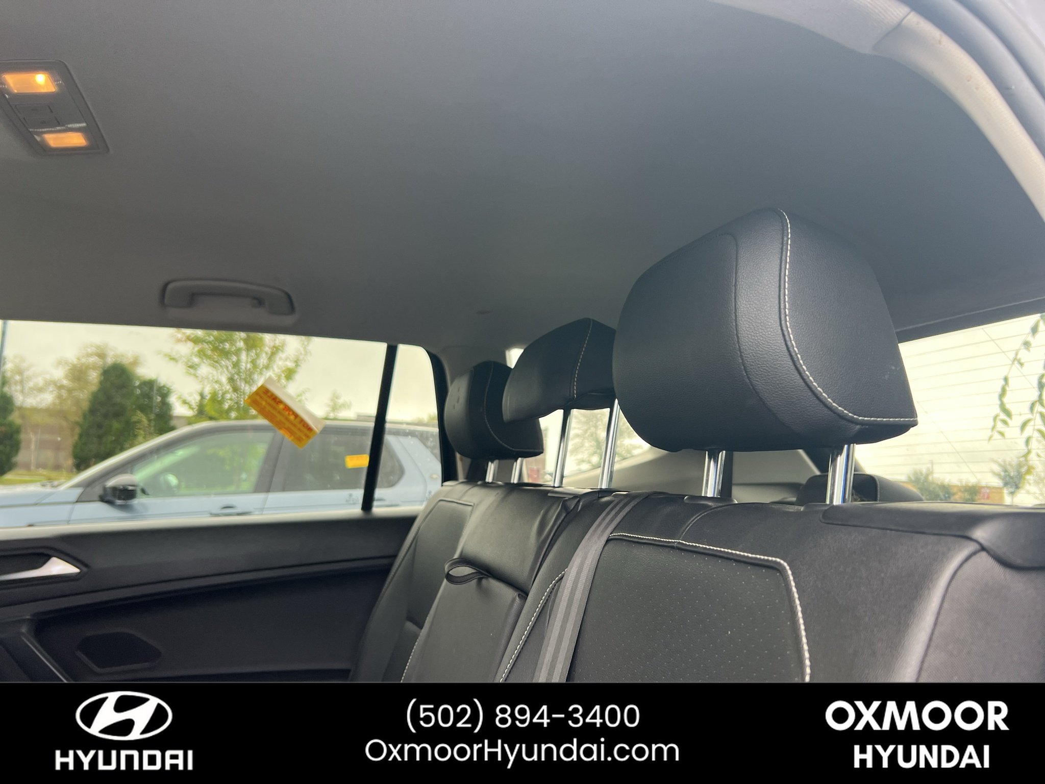 Used 2021 Deep Black Pearl Volkswagen SE image 17