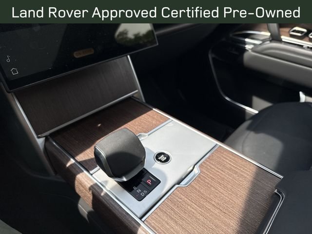 Certified Used 2025 Santorini Black Land Rover SE image 18
