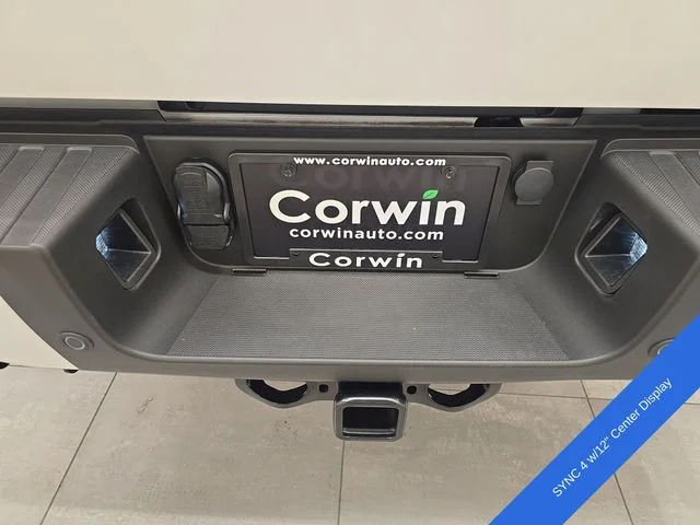 New 2026 Star White Metallic Tri-Coat Ford F-250® Platinum® image 22