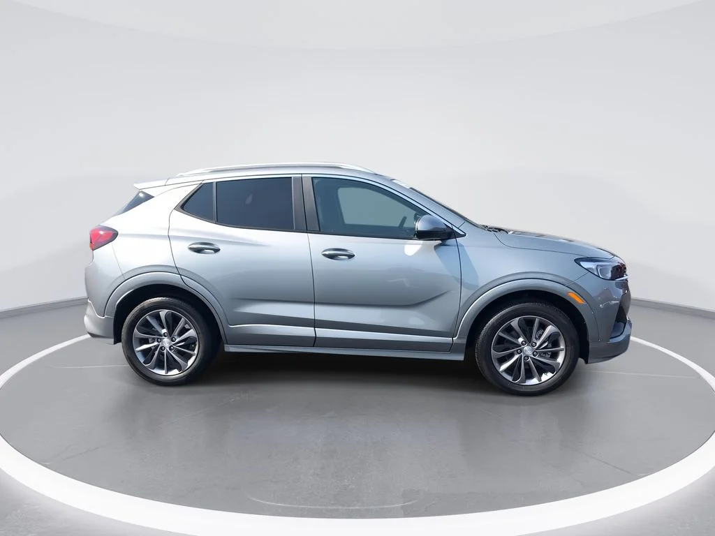 Used 2023 Gray Buick Select image 9