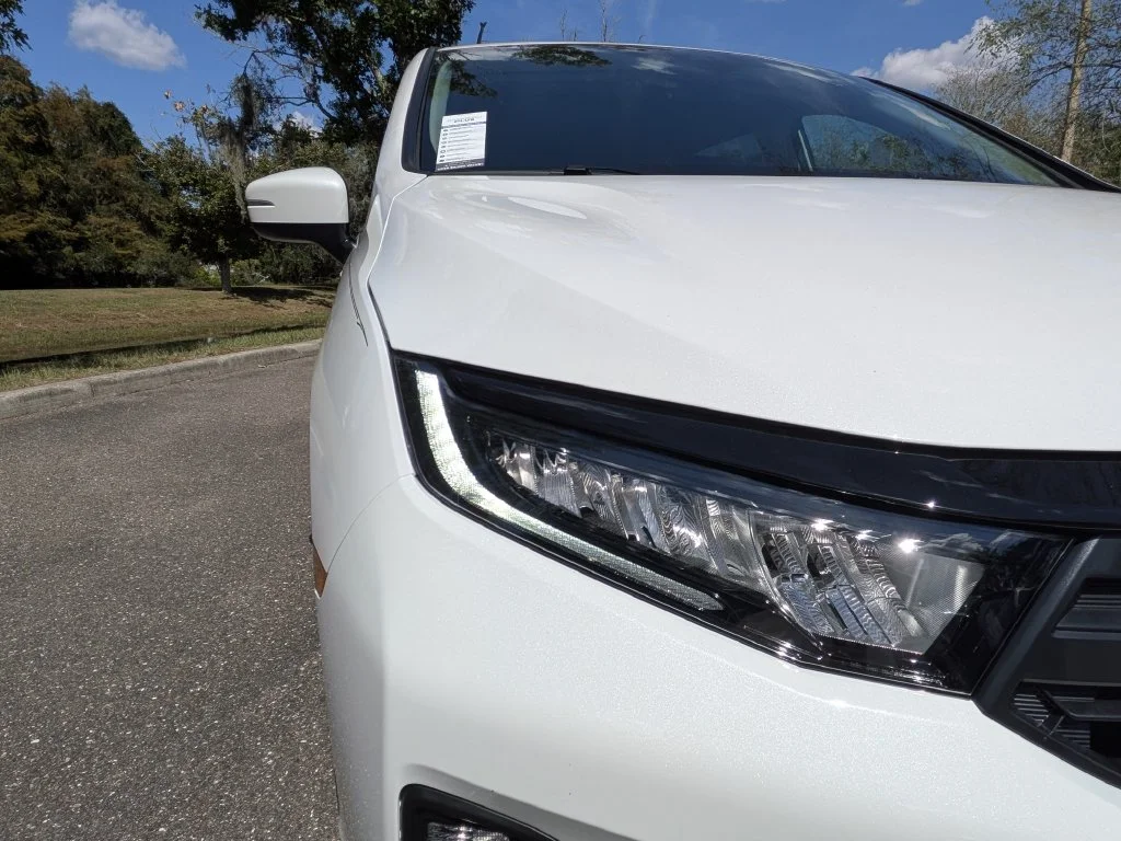 New 2027 Platinum White Pearl Honda EX-L image 9