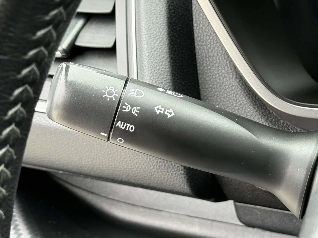 Used 2023 White Subaru Premium image 23