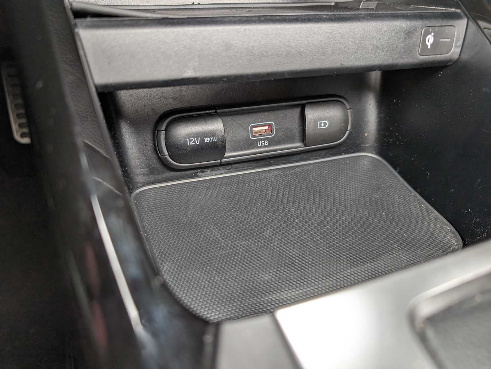 Certified Used 2024 Gravity Gray Kia GT-Line image 30