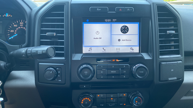 Used 2018 Blue Jeans Metallic Ford XL image 13