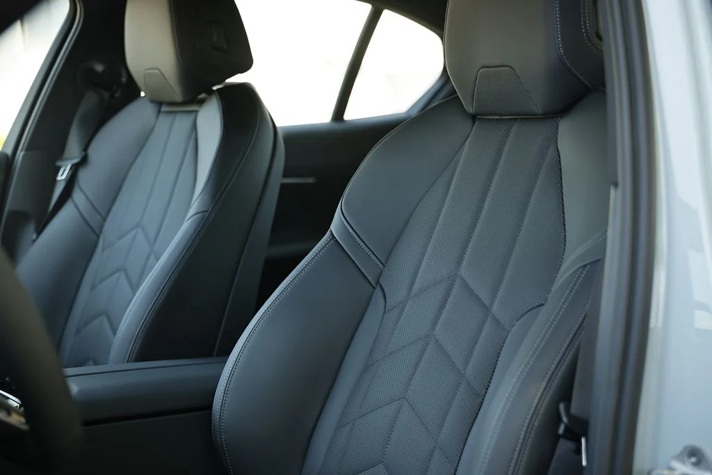 New 2027 Brooklyn Grey Metallic BMW 530i xDrive image 21