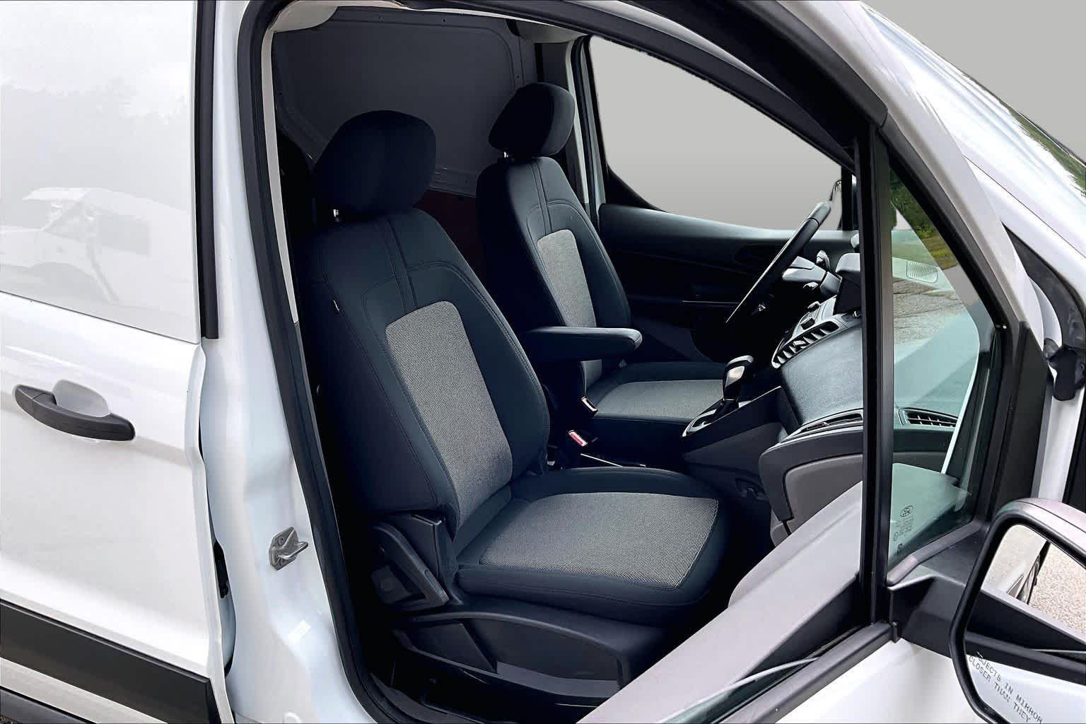 Pre-Owned 2019 Ford Transit Connect XL