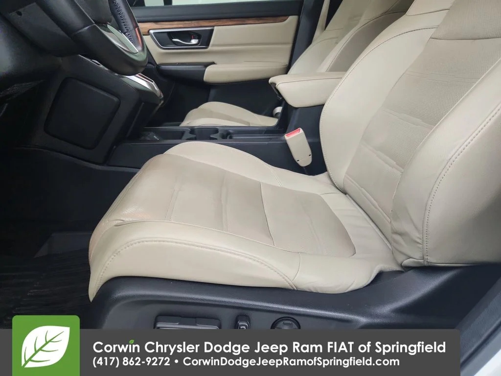 Used 2018 White Honda Touring image 20