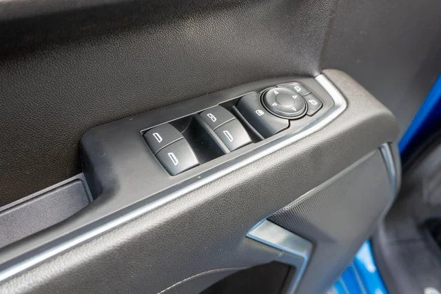 Used 2022 Blue Chevrolet RST image 18