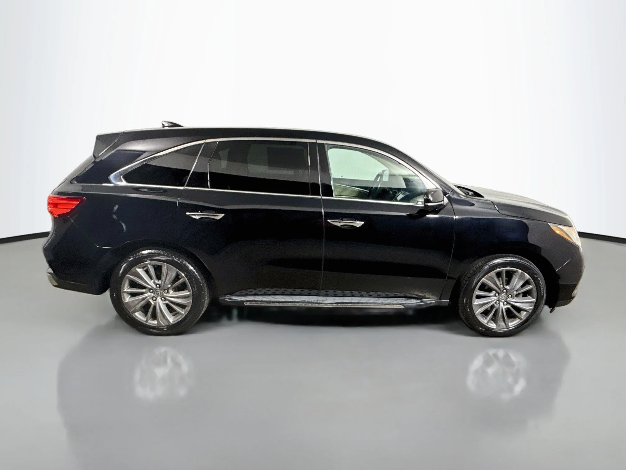 Used 2017 Crystal Black Pearl Acura w/Technology Pkg image 8