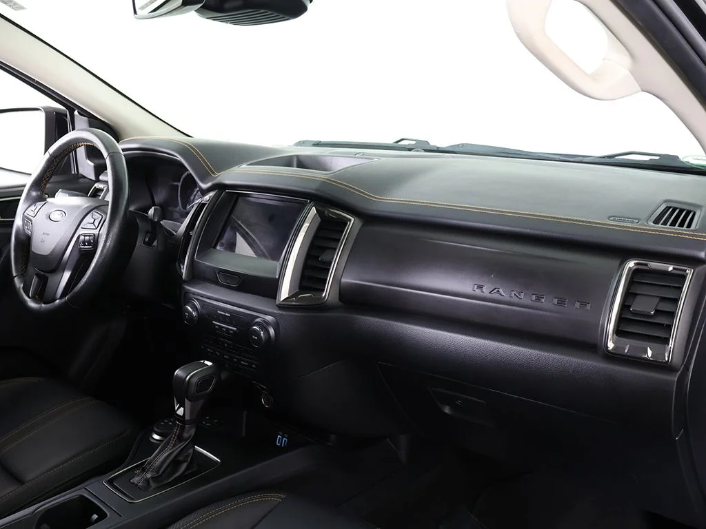 Used 2022 Shadow Black Ford Lariat image 29