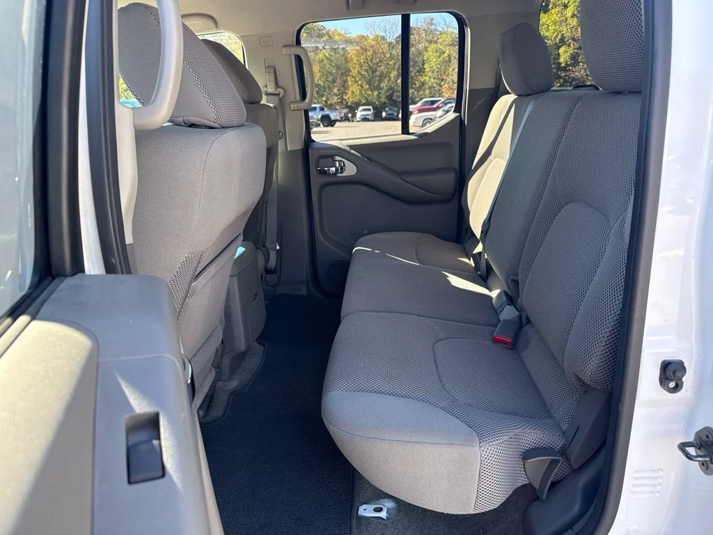 Used 2011 White Nissan SV image 6