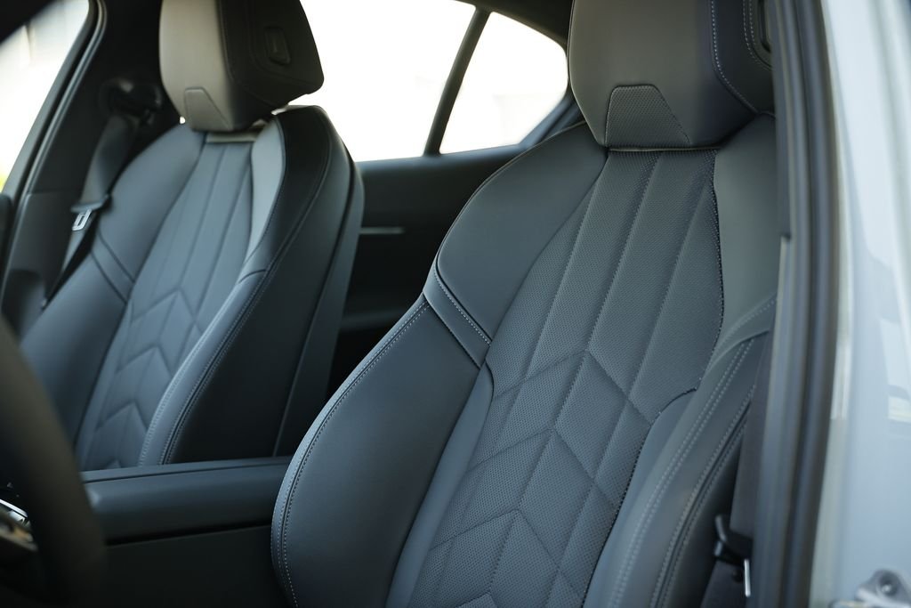 New 2027 Brooklyn Grey Metallic BMW 530i xDrive image 21