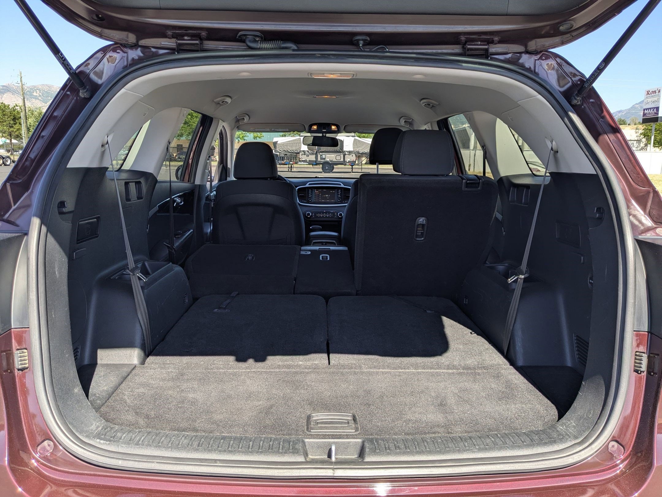 Used 2020 Sangria Kia LX V6 image 30