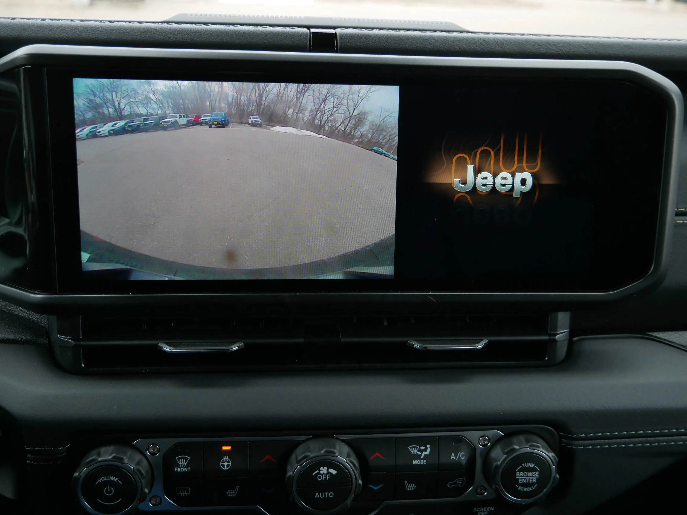 New 2026 Black Clear-Coat Exterior Paint Jeep Sahara image 21