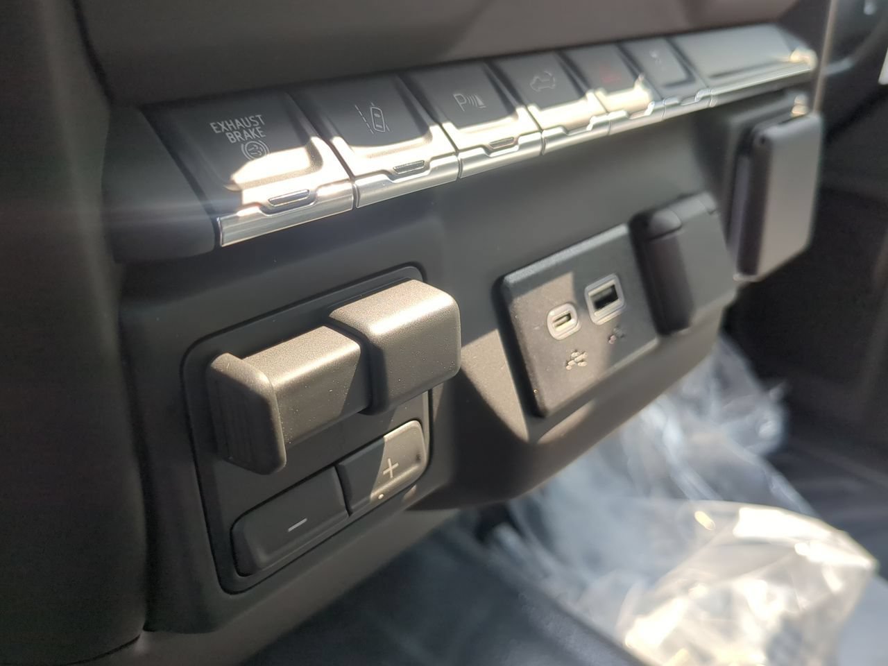 New 2026 Sterling Metallic GMC Pro DRW image 33