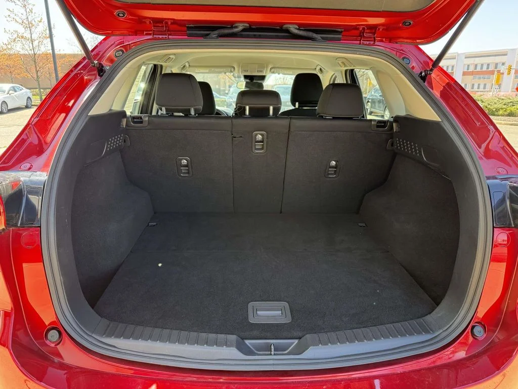 2023 Mazda CX-5 S - Photo 32