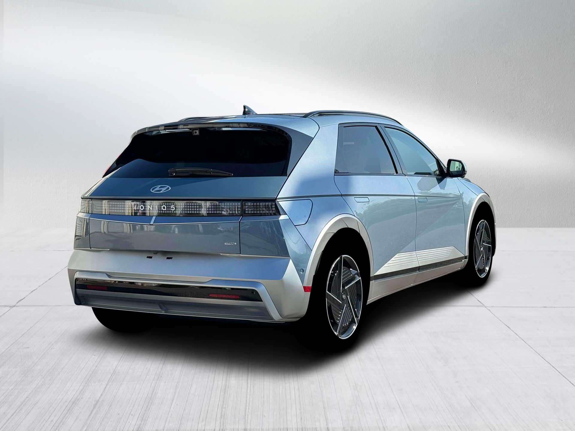New 2026 Lucid Blue Hyundai Limited image 7
