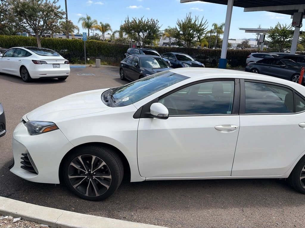 Used 2019 White Toyota SE image 7