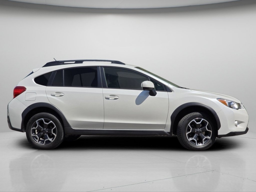 Used 2014 Satin White Pearl Subaru Limited image 21