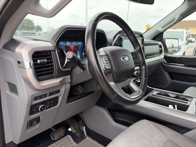Used 2022 White Ford XL image 16