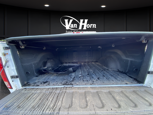 Used 2019 Bright White Clearcoat Ram Big Horn image 25