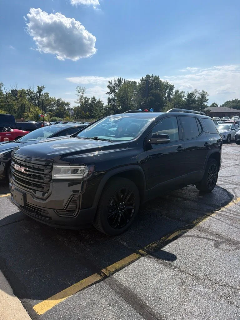 2023 GMC Acadia