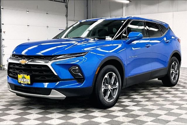 2025 Chevrolet Blazer 2LT - Photo 12