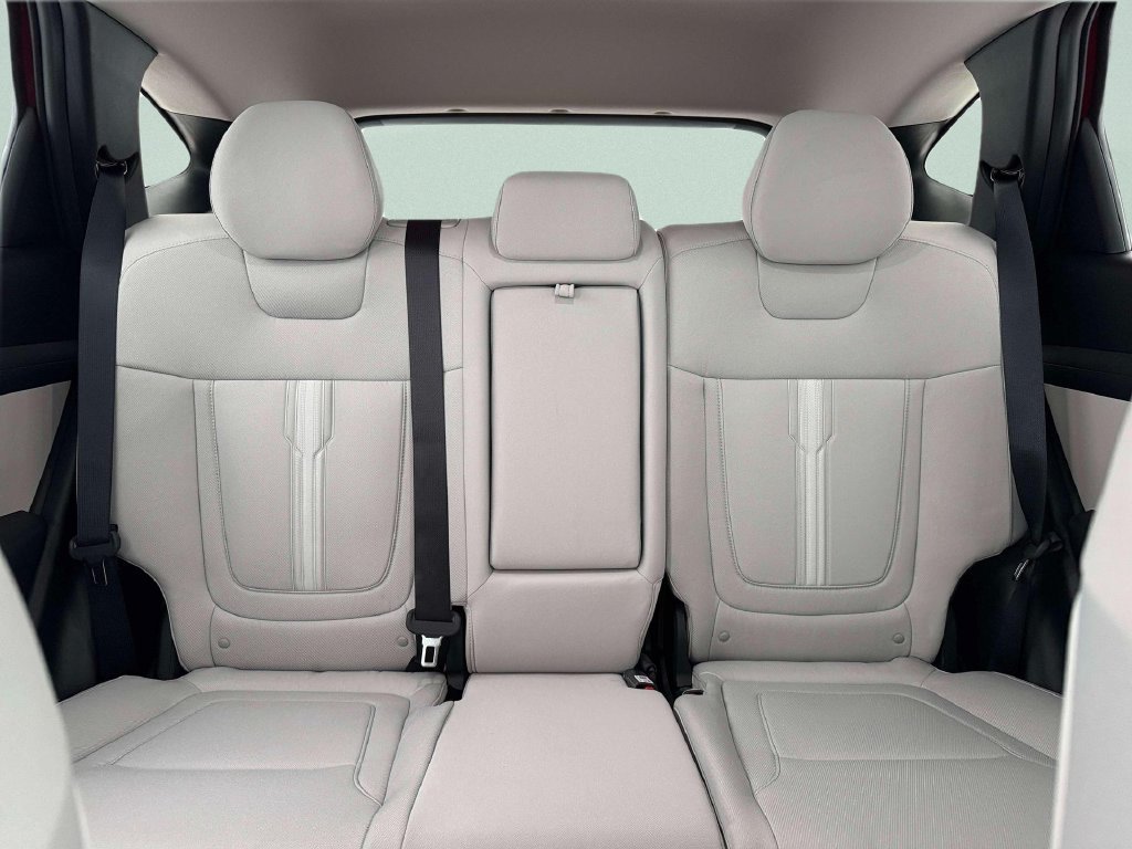New 2026 Gray Hyundai SEL Plus FWD image 17