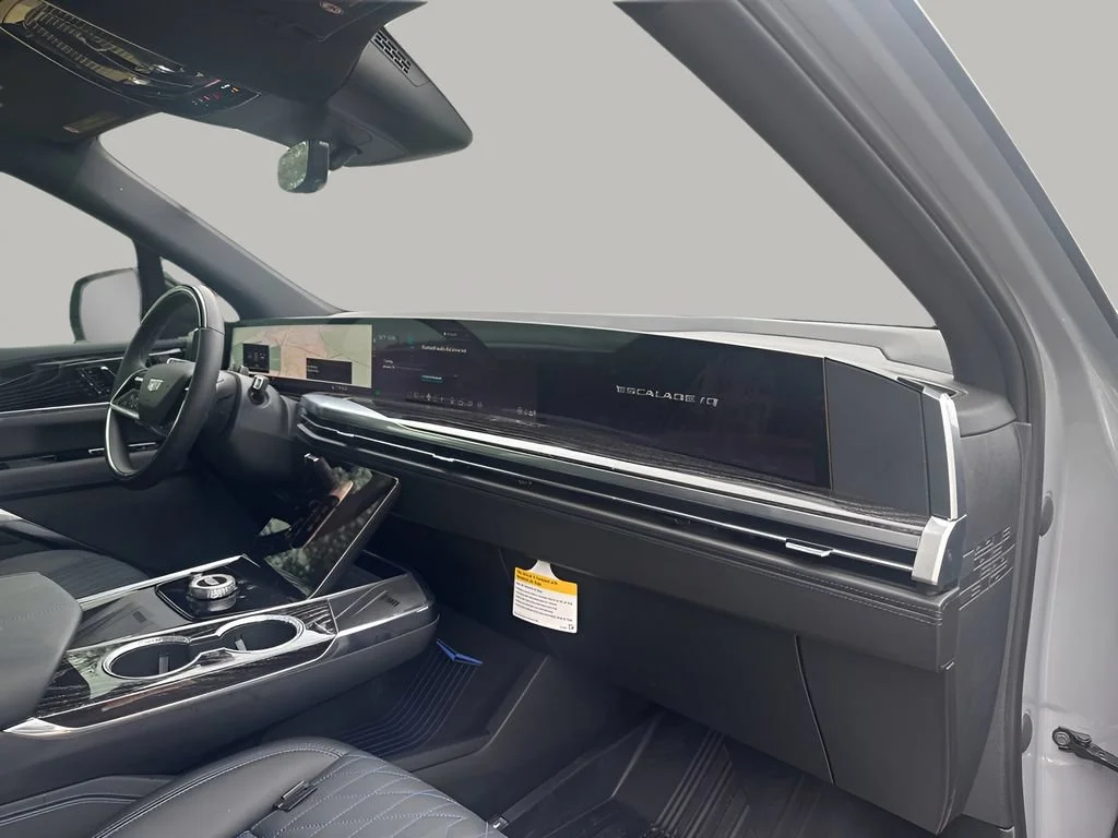 2026 Cadillac Escalade IQ Luxury - Photo 15
