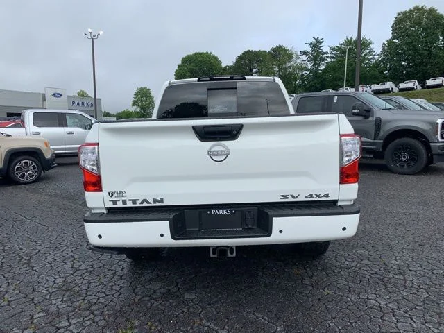 Used 2024 Glacier White Nissan SV image 7