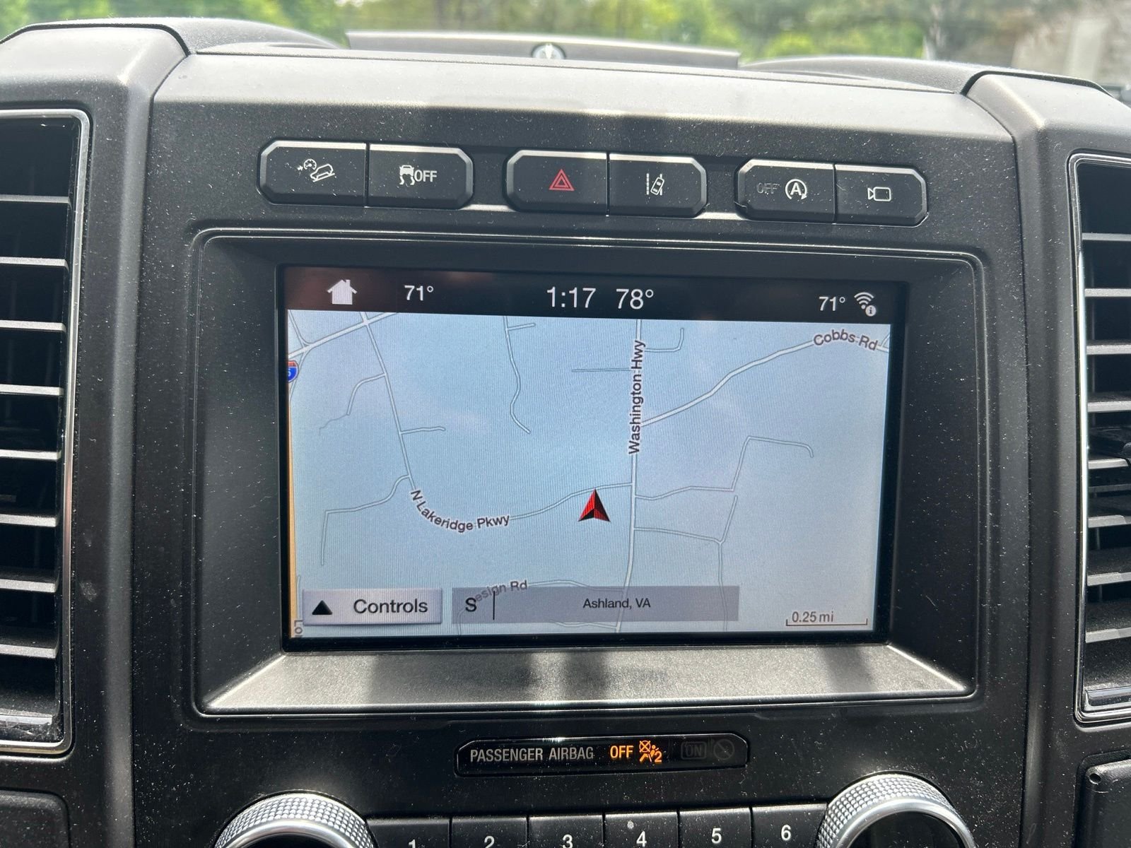 Used 2019 Gray Ford Limited image 5